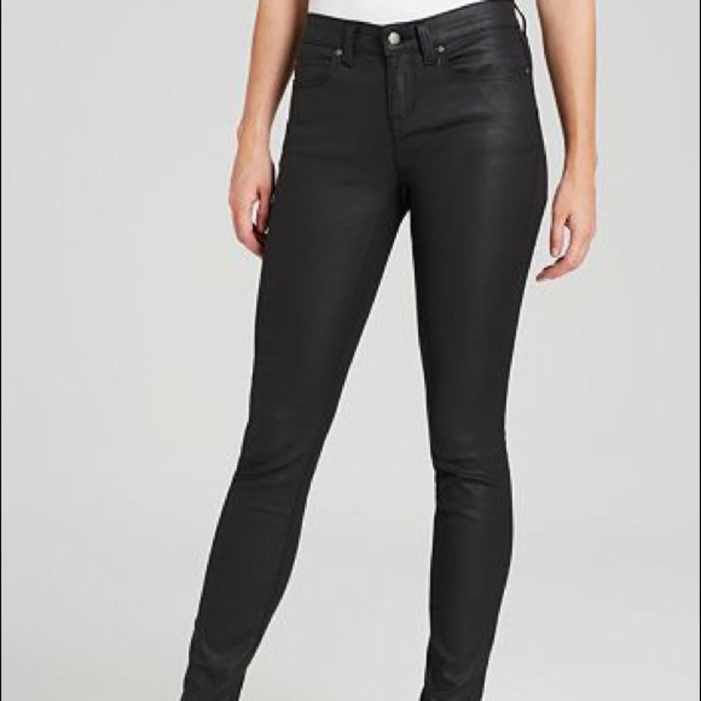Eileen Fisher Petites Coated Skinny Jeans in Black | Size 2p